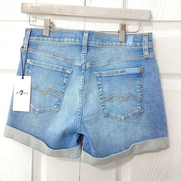 7 For All Mankind Mid Roll Jean Shorts Lightwash Size 25 NWT - Picture 1 of 14